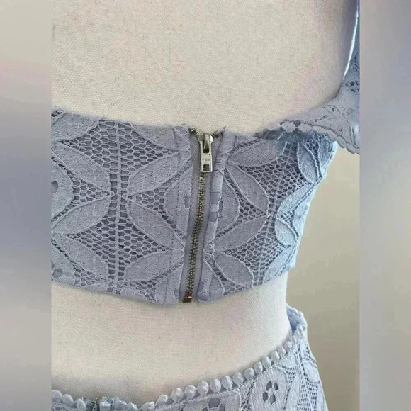 Selfie Leslie NWT Asymmetrical Ruffle Hem MIDI Skirt Two Piece Set Size Medium - Picture 12 of 16